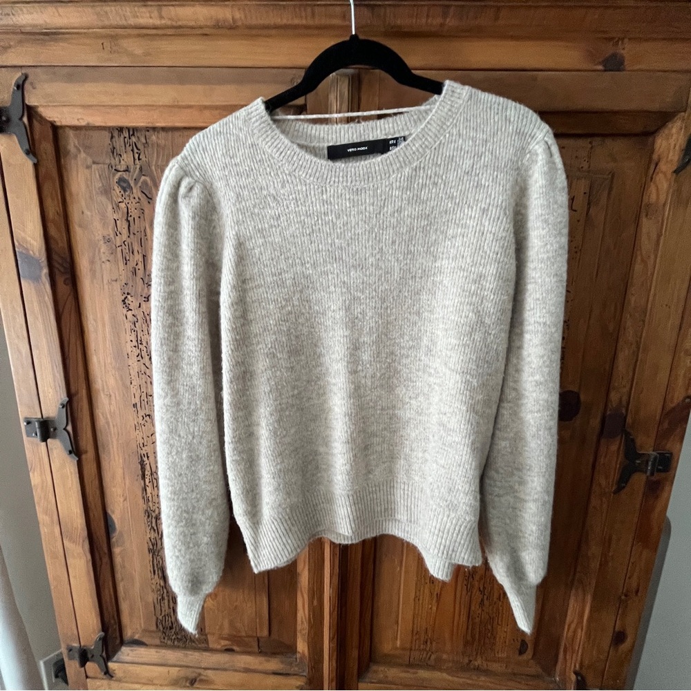 Vero Moda  Greige Knit Sweater size XL